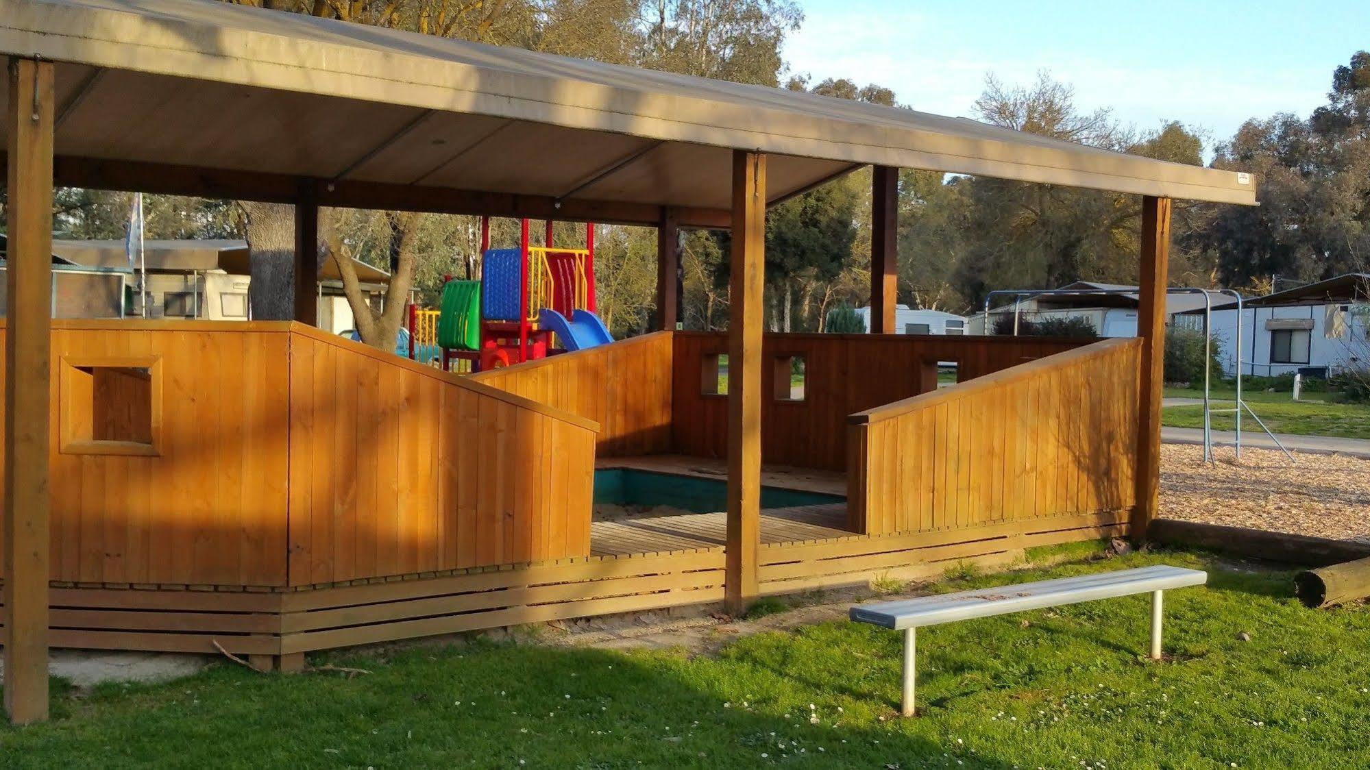Yea Riverside Caravan Park エクステリア 写真