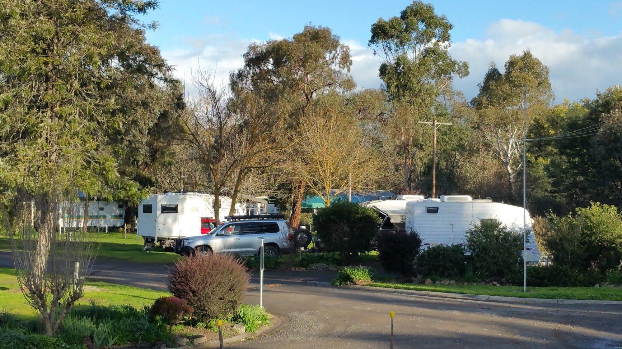 Yea Riverside Caravan Park エクステリア 写真