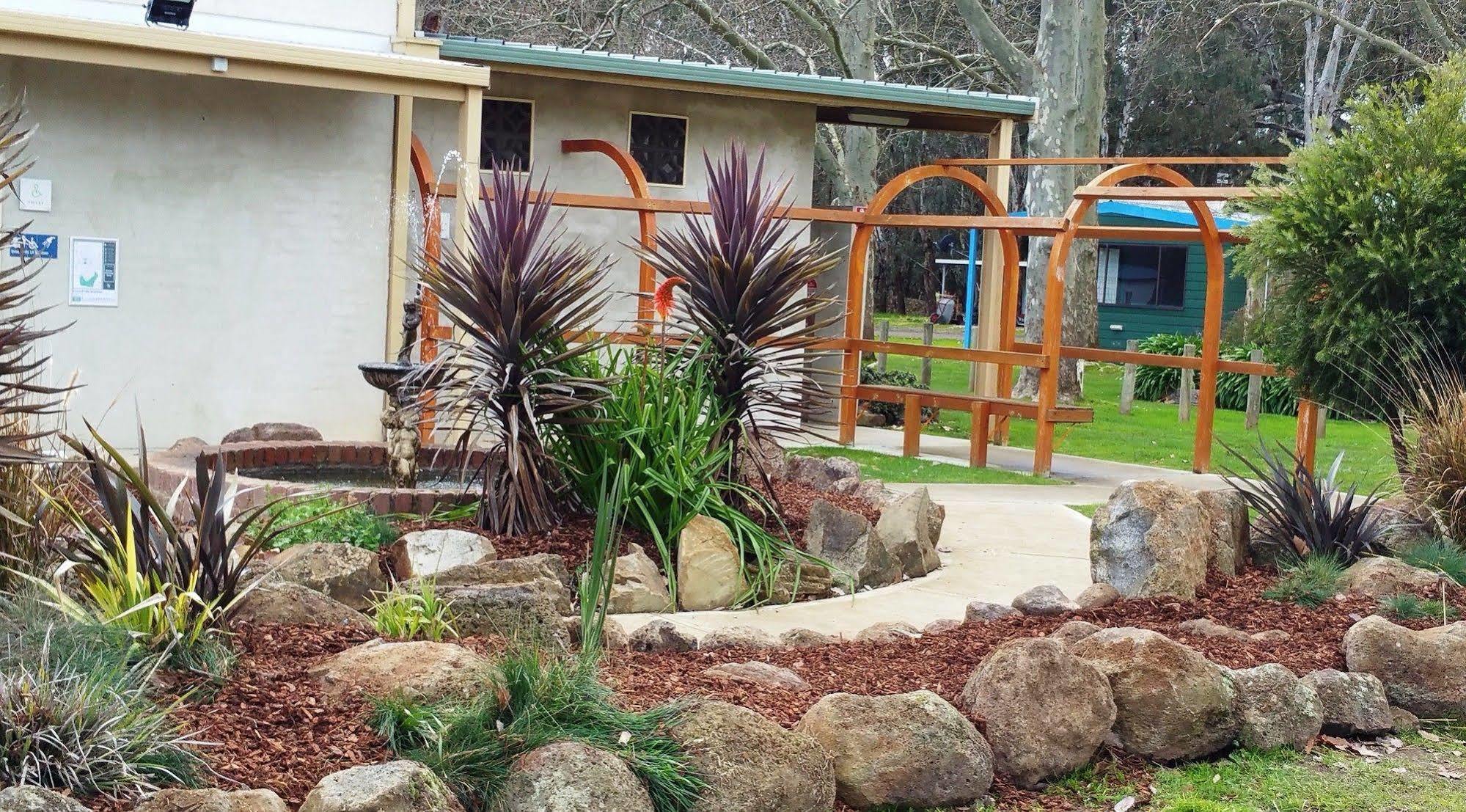 Yea Riverside Caravan Park エクステリア 写真